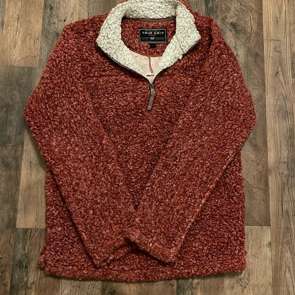 True grit pullover size XS